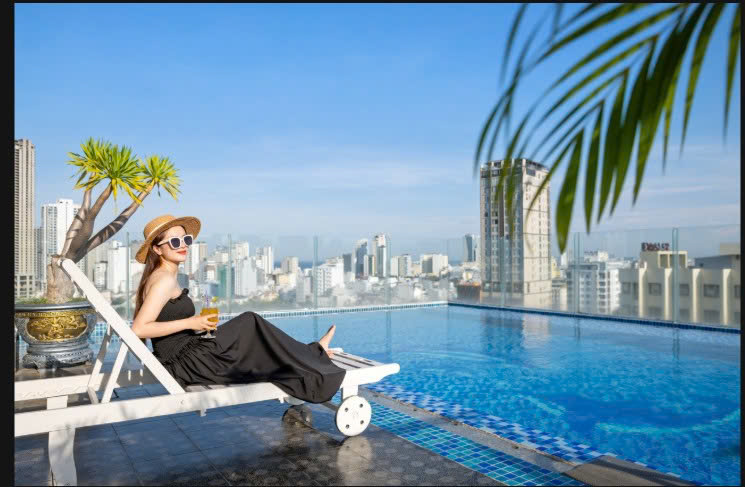 BLISS LUXURY HOTEL ĐÀ NẴNG- 4 SAO
